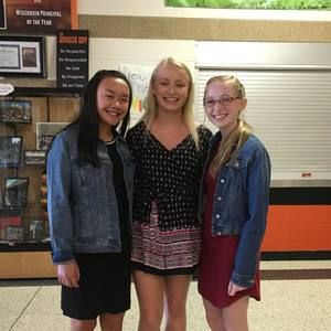 Meet your Posher, Abbey